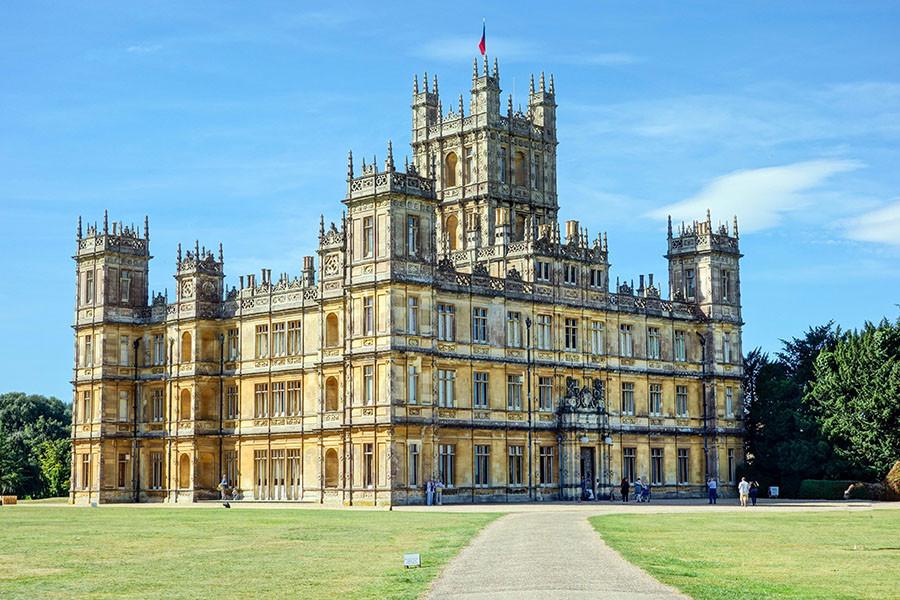 PBS premieres a new episode of Downton Abbey every Sunday at 9/8c.