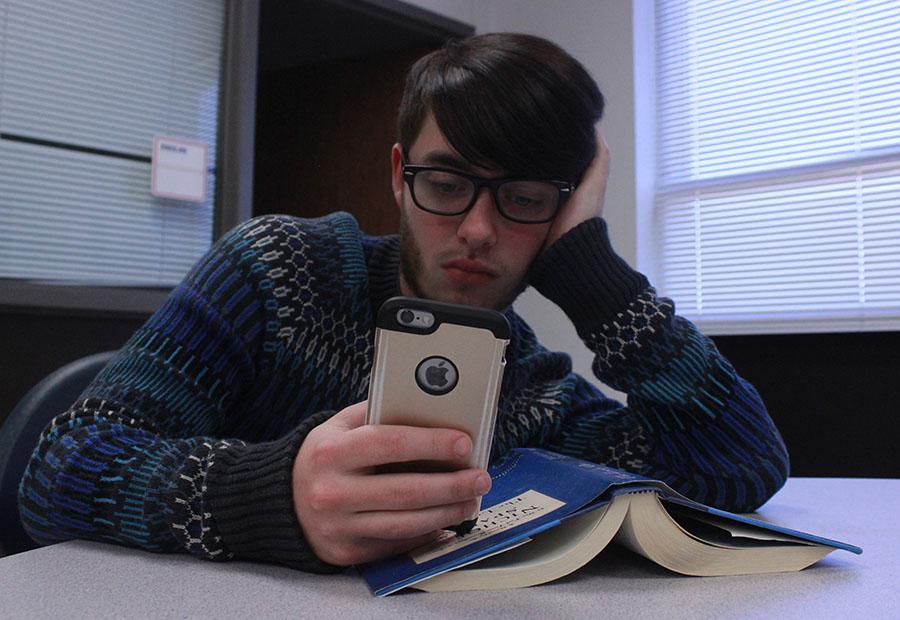 For most kids now social media and using phones have become the main way people read. Most also don't read past the headline and read the actual homework.