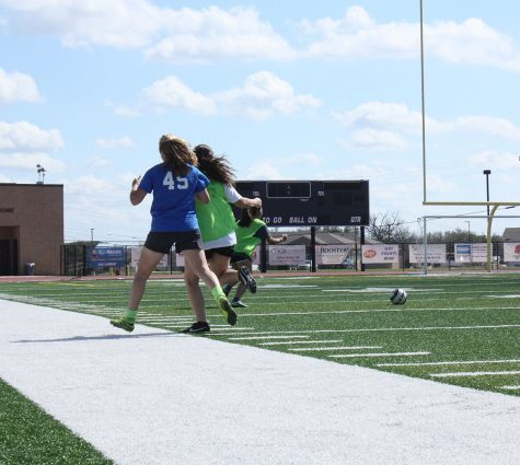 Girls Soccer ties with Lehman